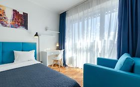 Petrovdom 199A-199B In Smart Apartments Rc Kvartet Near Central Railway Station